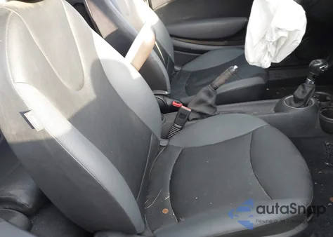 2009 Mini Cooper Clubman from USA, damaged, VIN WMWML335X9TX36020